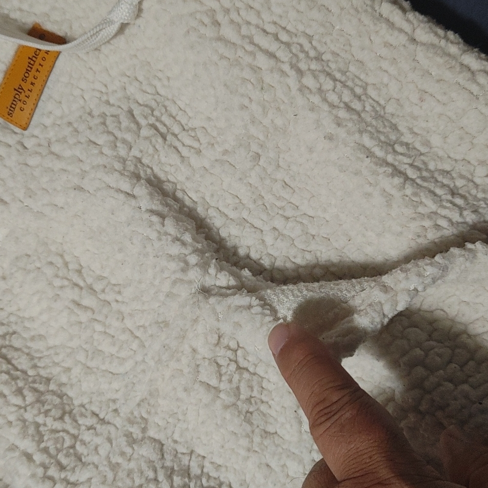 Simply Southern pull over fleece hoodie. Size small. - Picture 5 of 5